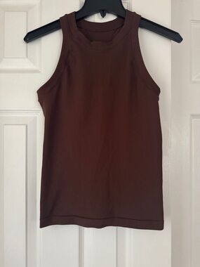 Ribbed Sleeveless Tank Top - Brown